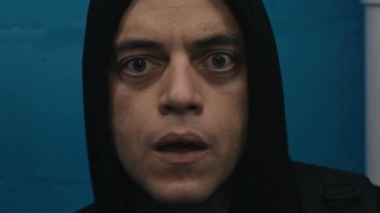 Elliot Plays eXit  Mr. Robot 