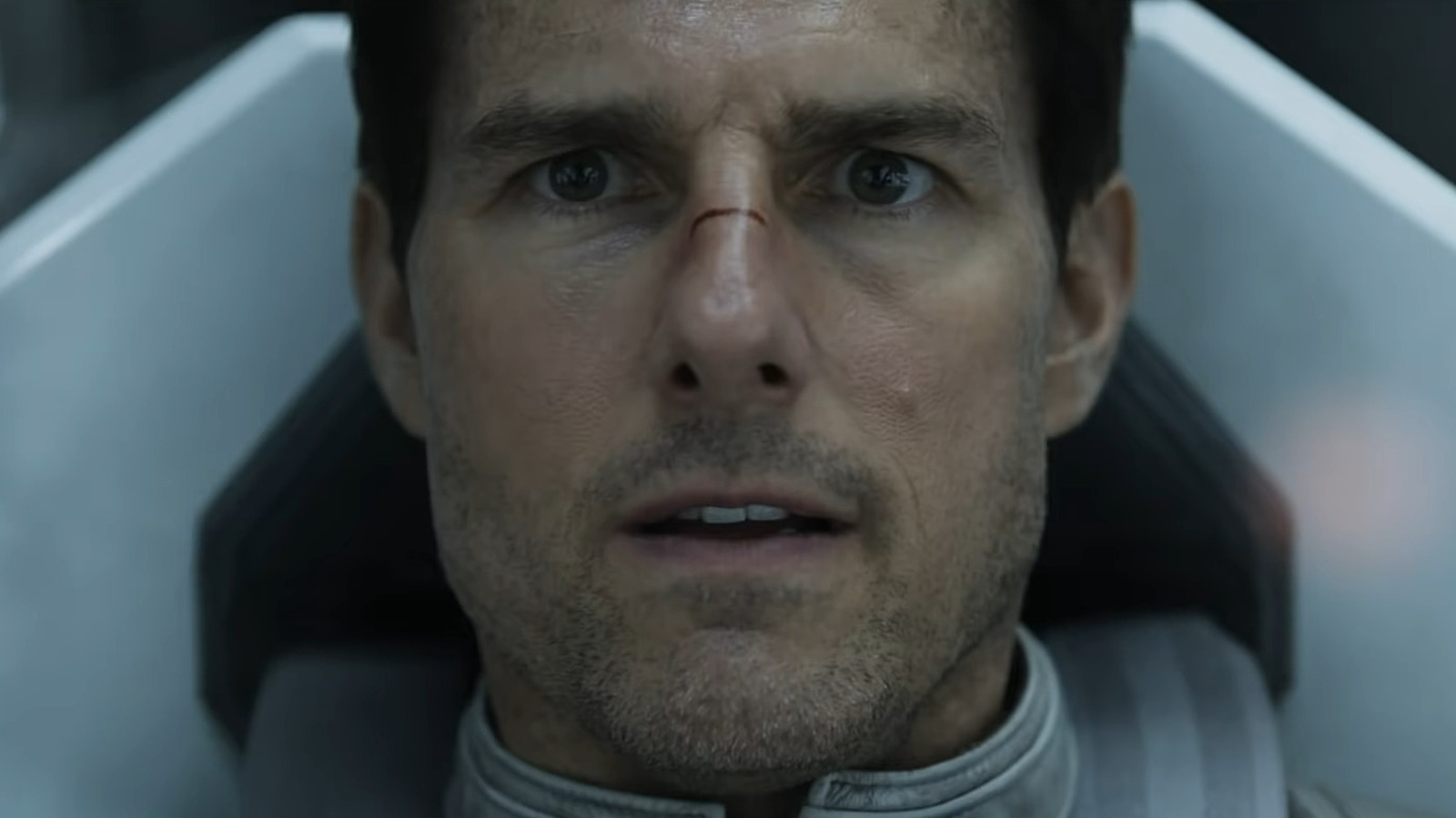 oblivion tom cruise ending explained