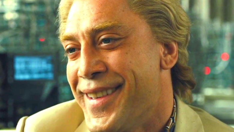 Raoul Silva grinning creepily in James Bond