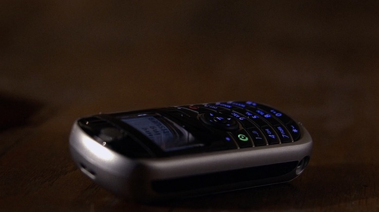 The Strangers ending Mike's cell phone