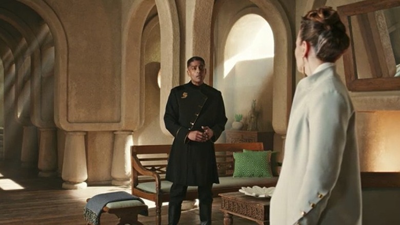 Lews and Latra discussion in Wheel of Time