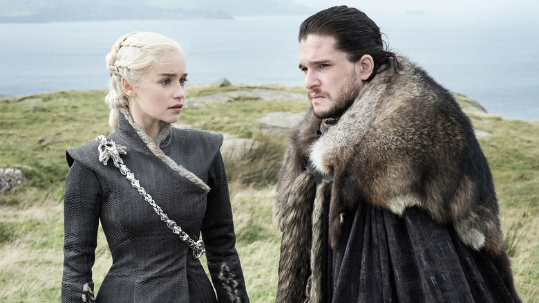 Daenerys and Jon cliffside in Game of Thrones