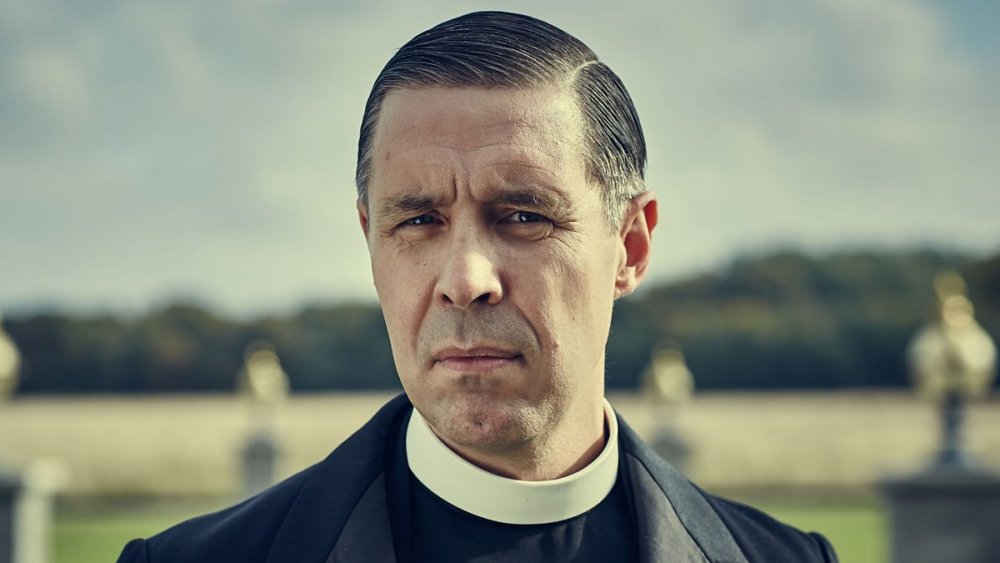 Paddy Considine as Father John Hughes in Peaky Blinders