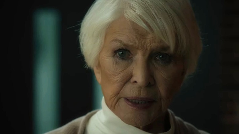 Ellen Burstyn talking