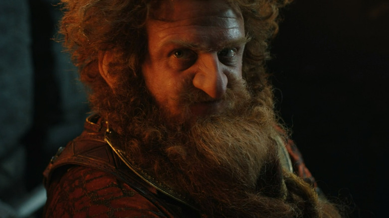 Prince Durin eyeing Elrond on The Rings of Power