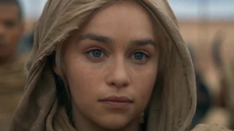 Daenerys Targaryen in closeup 