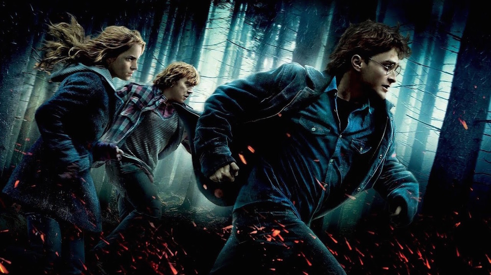 Harry, Ron, and Hermione running