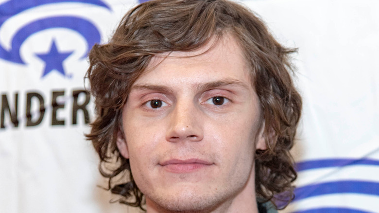 Evan Peters smiling