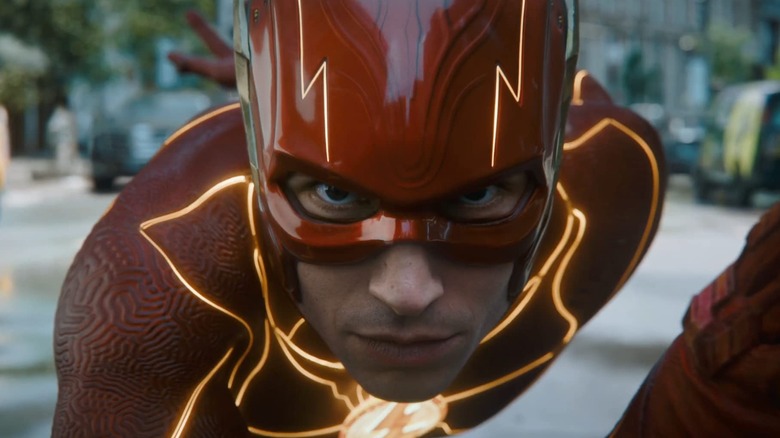 The Flash preparing to run