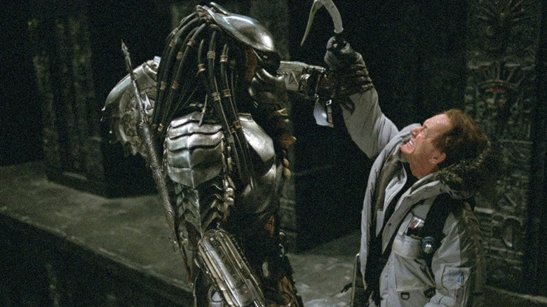 The Predator fights Bishop