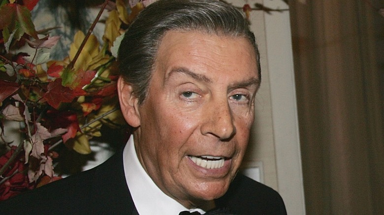 Jerry Orbach mid-sentence