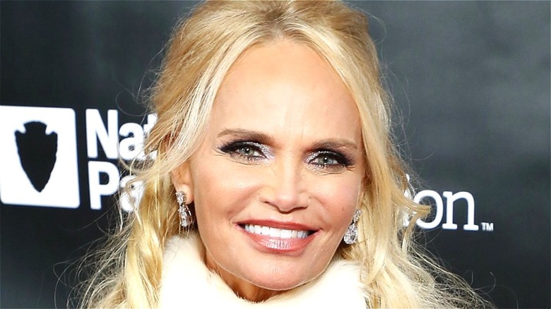 Kristin Chenoweth smiling for photographers 