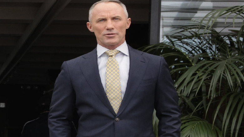 Bart Bass outside building