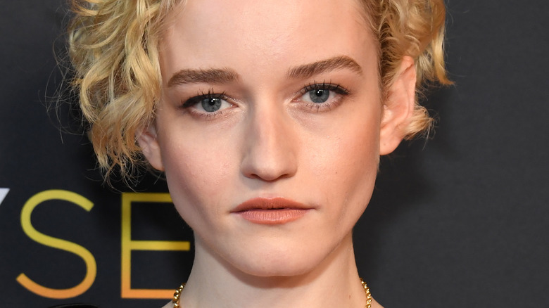 Julia Garner posing for pictures