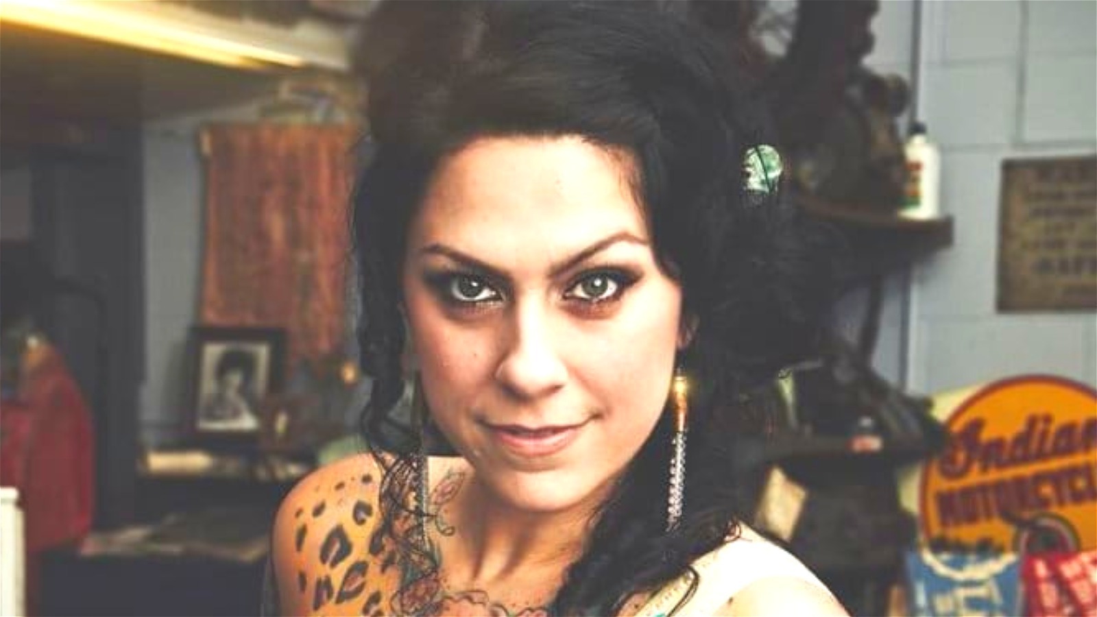 American Pickers star Danielle Colby shares rare pic with fiancé Jeremy  Scheuch  Danielle colby American pickers Rare photos