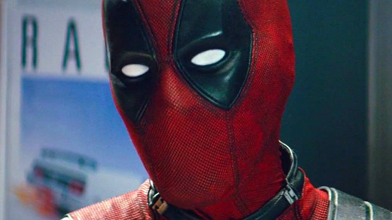 Deadpool in mask