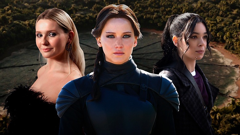 Abigail Breslin, Jennifer Lawrence, Hailee Steinfeld wearing black