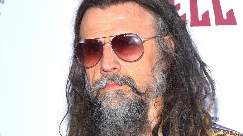 Rob Zombie grimacing