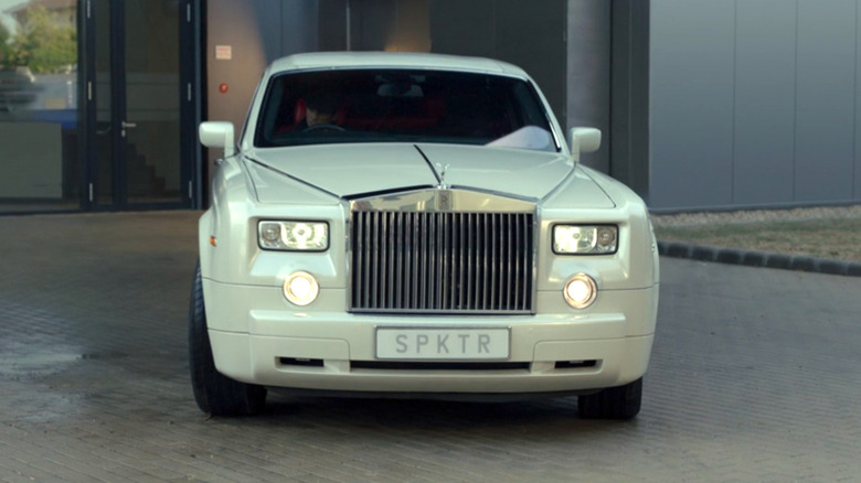 Moon Knight white SPKTR limo