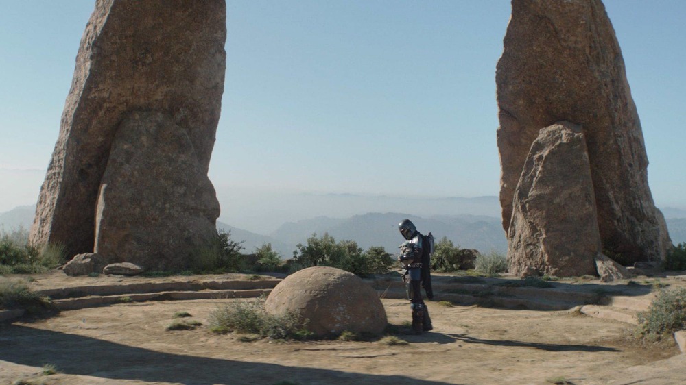 Din Djarin and Grogu encounter the Jedi Temple on The Mandalorian