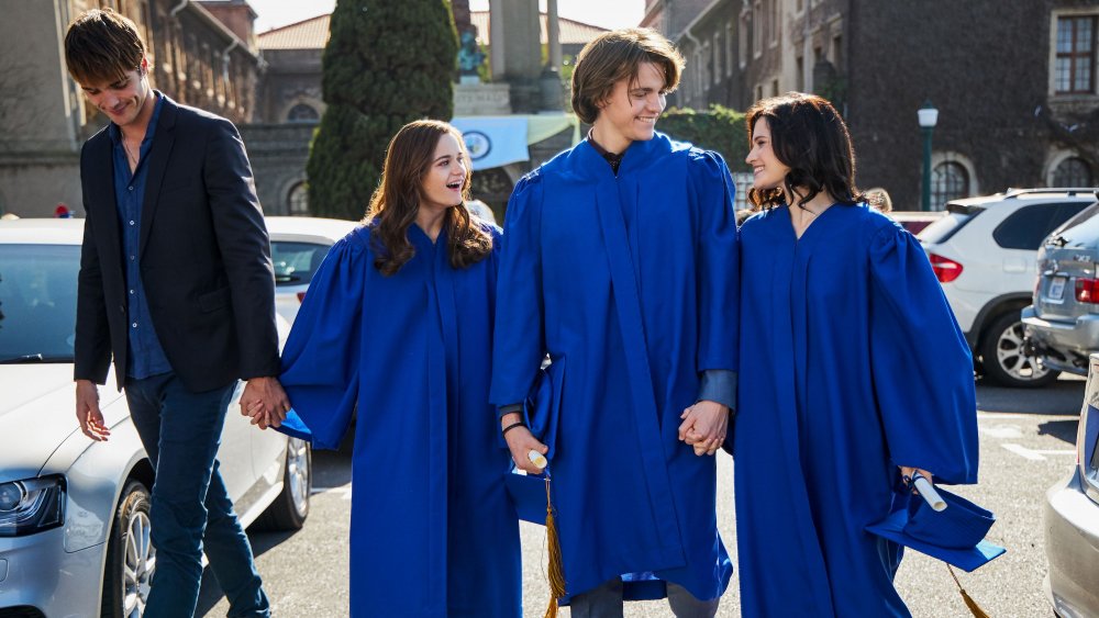 Jacob Elordi, Joey King and Joel Courtney in The Kissing Booth 2