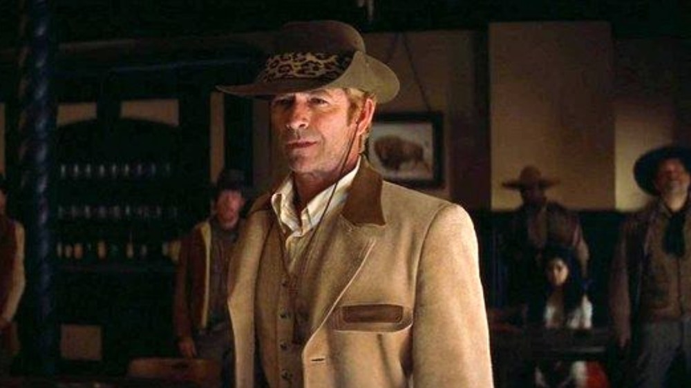 Luke Perry walks into a saloon in Once Upon a Time in Hollywood