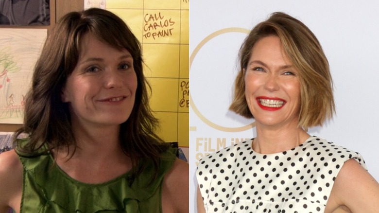 Katie Aselton as Jenny on The League and smiling at promo event