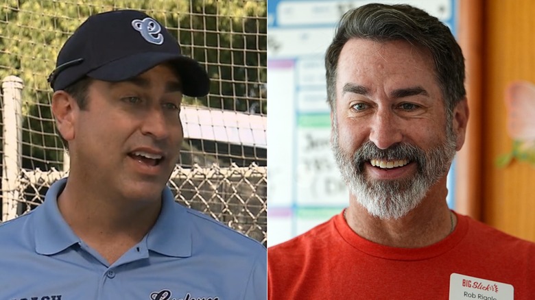 Rob Riggle as Bethesda on The League and smiling at event