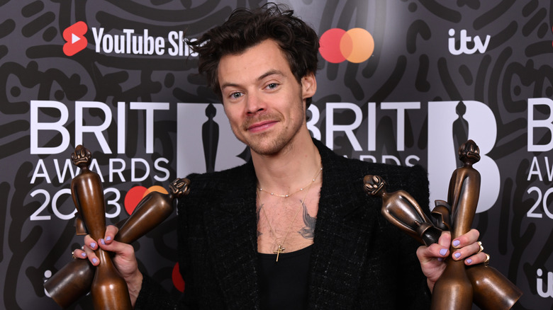 Harry Styles holds awards