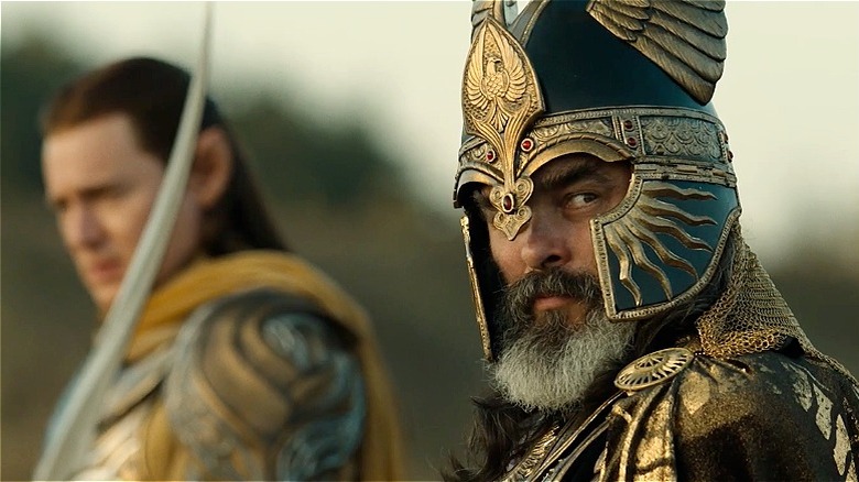 Gil-galad and Pharazôn standing together outside in The Rings of Power (2026)