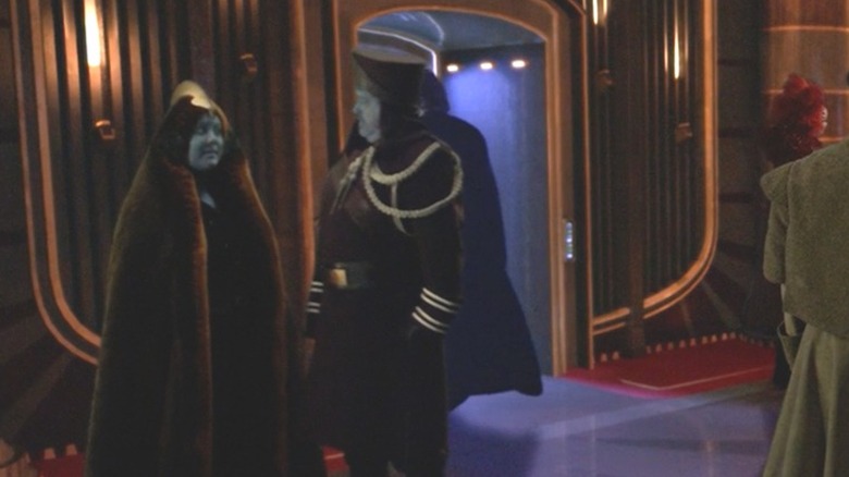 Notluwiski Papanoida and Chi Eekway Papanoida at the opera