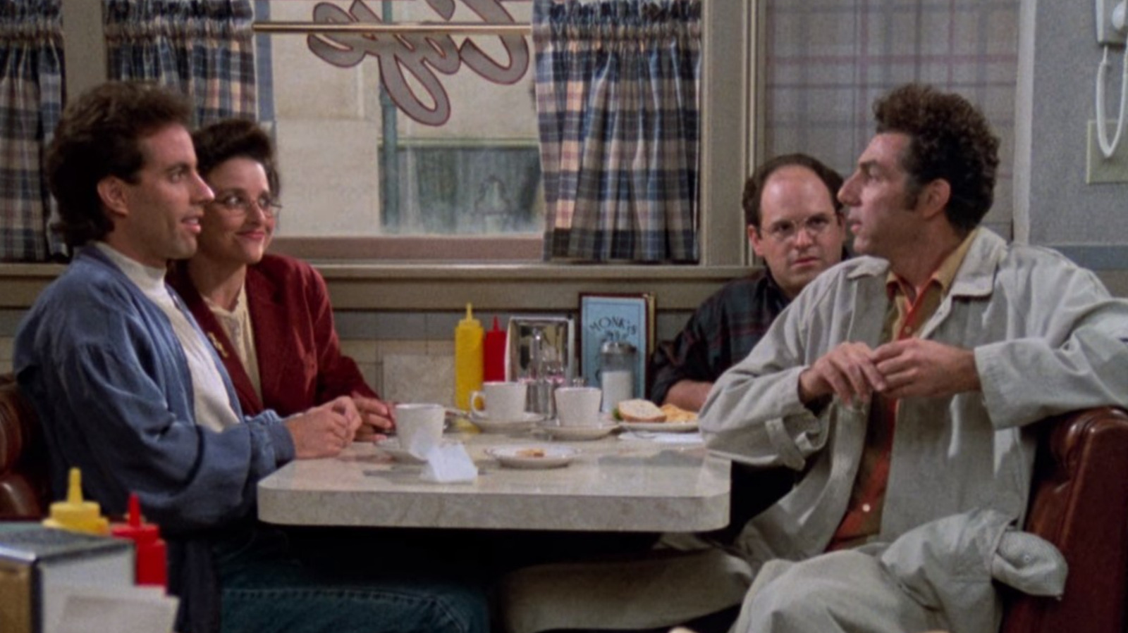 The Main Seinfeld Character You Likely Forgot Owned A Dog On The Show
