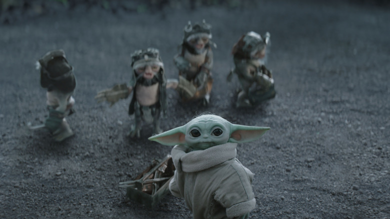 Grogu standing amongst the Anzellans in The Mandalorian and Grogu