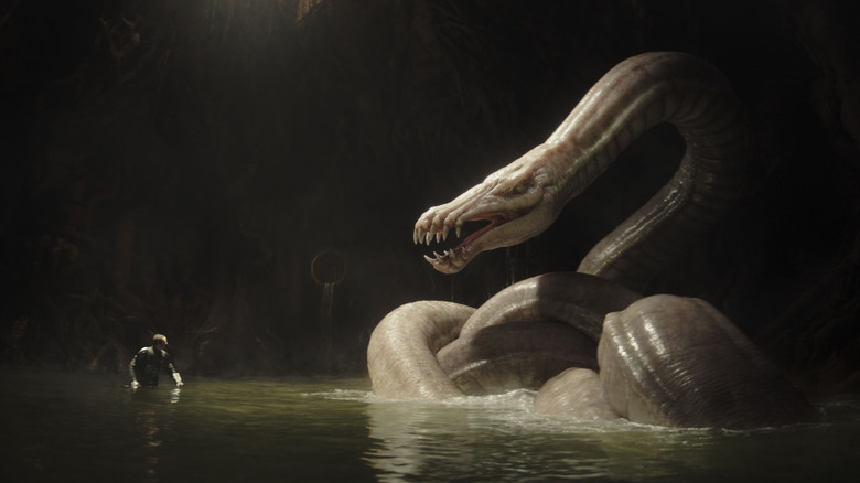 Din Djaring facing off against the Dragonsnake in The Mandalorian and Grogu