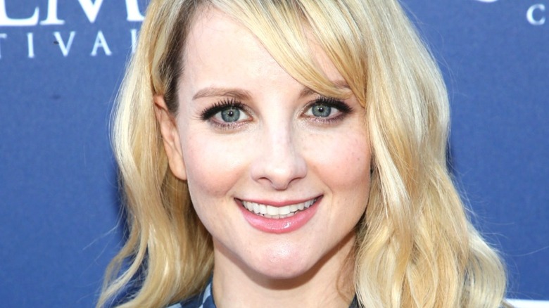 Melissa Rauch smiling