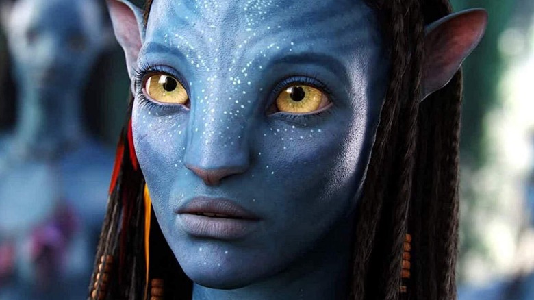 Neytiri looking concerned