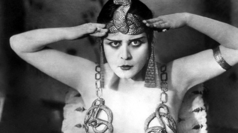 The title character stares menacingly in "Cleopatra" (1917)