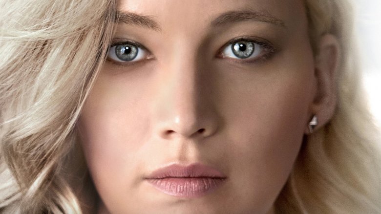 Closeup of Jennifer Lawrence in Passengers