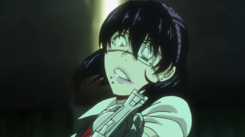 Midari points a gun at Yumeko