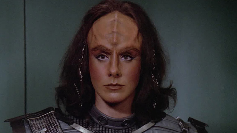 K'Ehleyr on the bridge