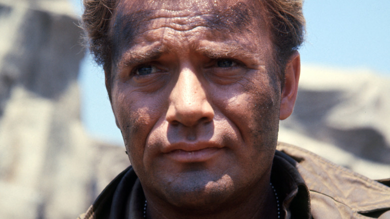Vic Morrow staring