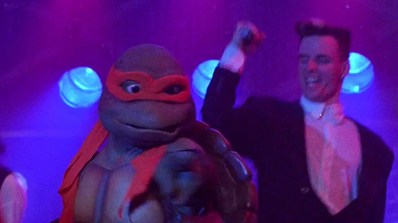 Vanilla Ice rapping on stage
