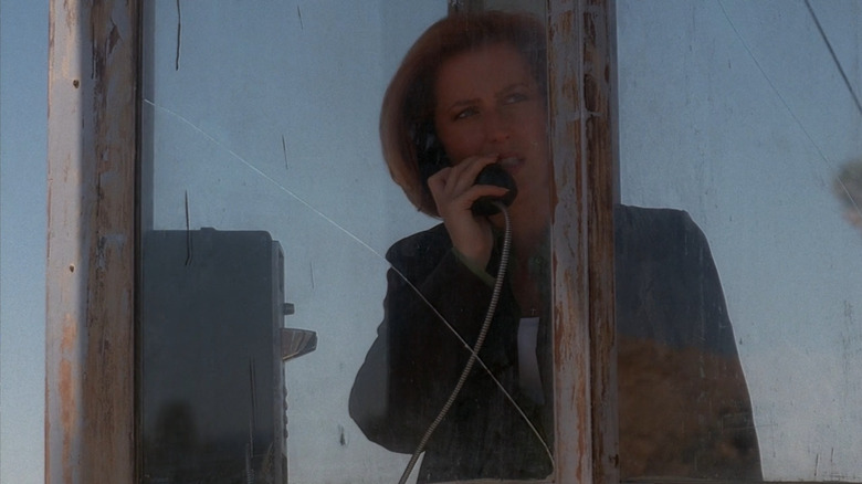 Scully in phone booth