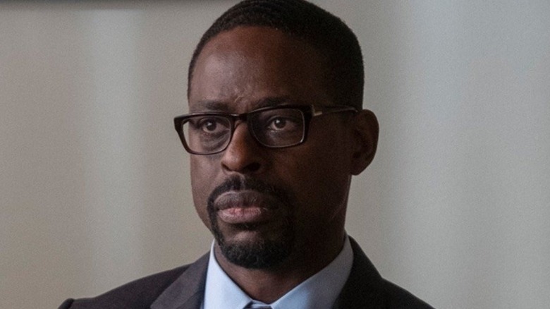 Randall sits at therapy in This is Us