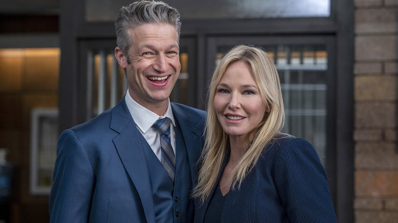Carisi and Rollins looking happy