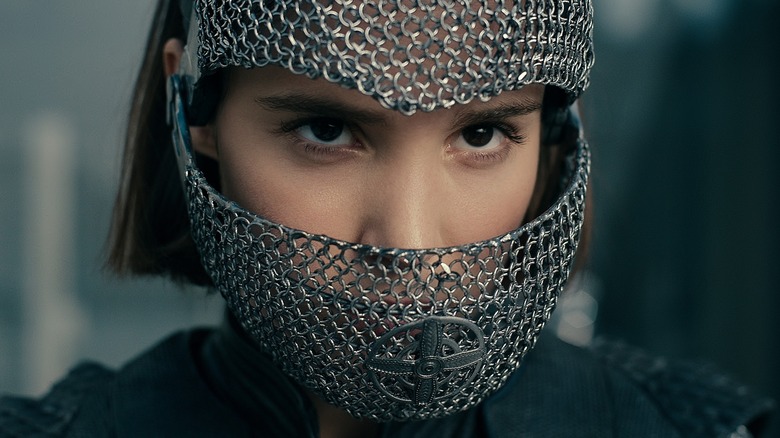 Alba Baptista in chainmail 