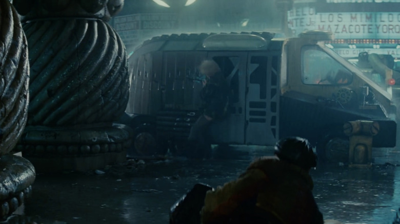 Daryl Hannah breaking elbow