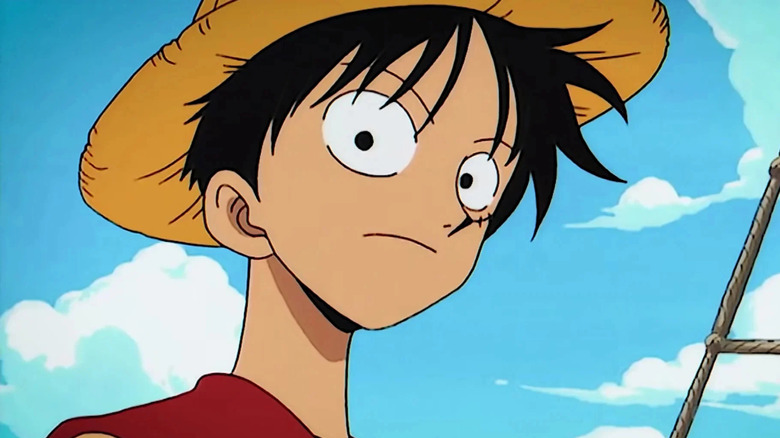 Luffy observes the crew