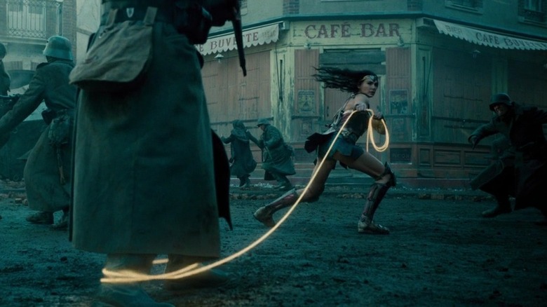 Wonder Woman uses Lasso of Truth