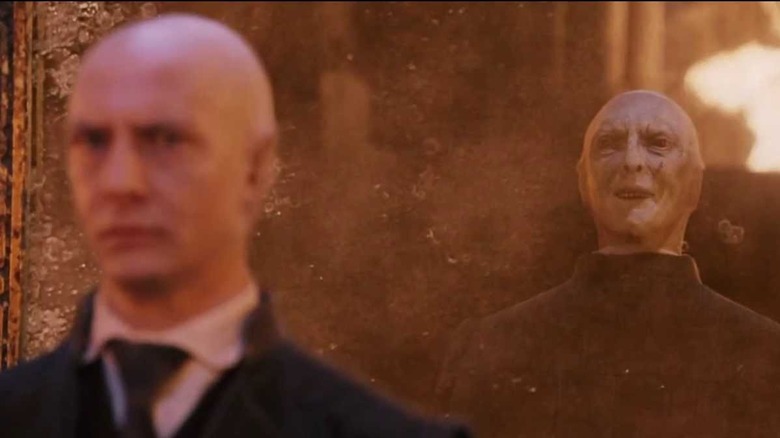 Quirrell and Voldemort in mirror